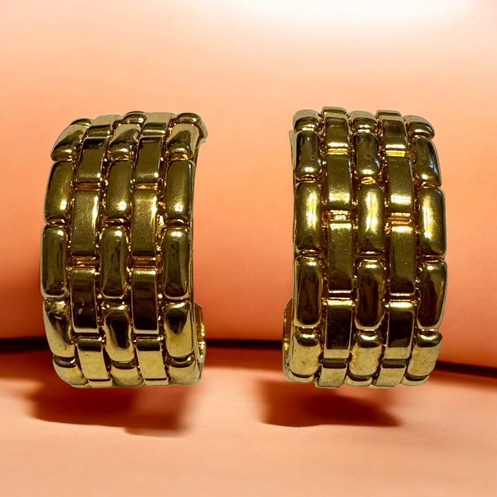 Vintage Large Chunky Gold Tone Basketweave Brick Clip On Earrings